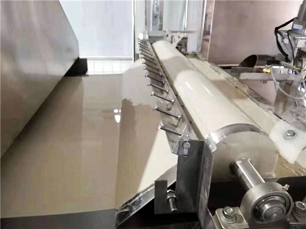 不同廠家的粉絲機差別大,改良后的粉絲機優點體現在哪里? 不同廠家的粉絲機差別大,改良后的粉絲機優點體現在哪里?