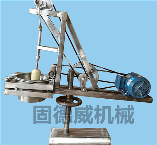 適合家用的小型漏瓢式紅薯粉條機特點和功能介紹