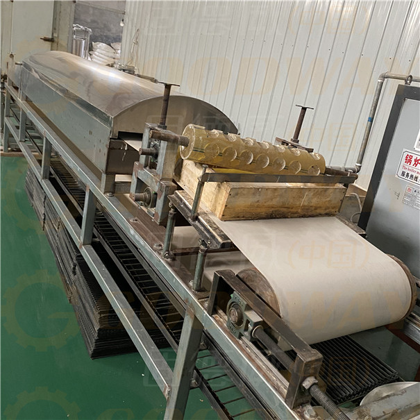  農(nóng)戶選擇這種粉條機(jī)，一機(jī)多用，種類豐富，一天能做幾十噸