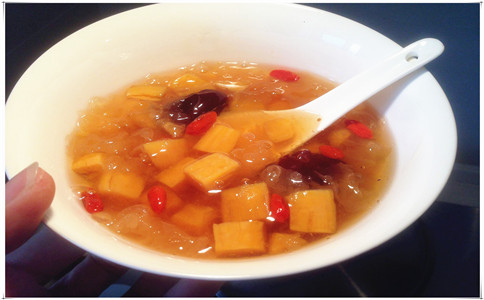 紅薯銀耳枸杞羹.jpg
